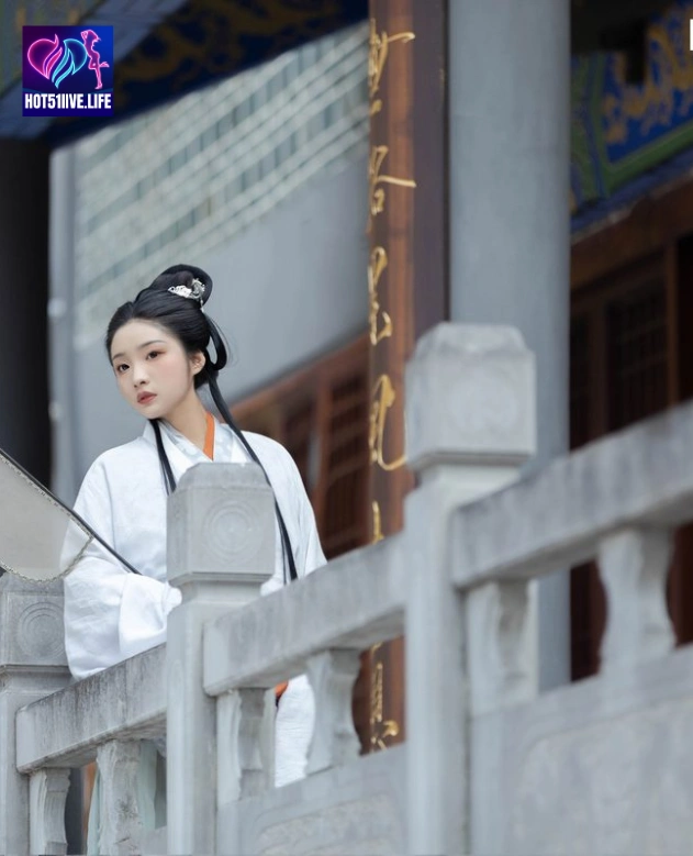 The Phenomenon of Zhi Zhi Star Chinese Livestream Hot51: A Deep Dive into the World of Hotlive, Hot 51, and Hot51 Mod APK beautiful girl. 6 - Hot51 Zhi Zhi-hot51