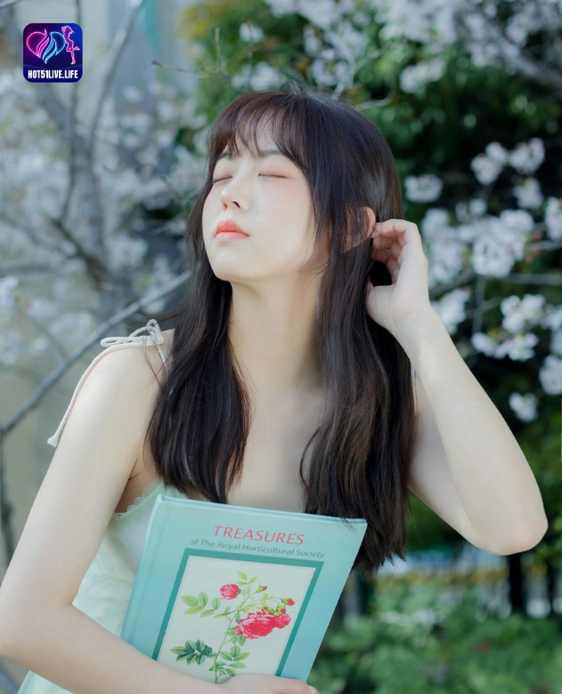 Unveiling the Enthralling World of Ha Ji Ma Star Chinese Livestream Hot51: A Comprehensive Guide Beautiful and lovely girl. 4 - Hot51 Ha Ji Ma-hot51